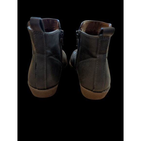 Older Girls Gray Side Zip Faux Leather Ankle Booties, Size 2, Wonder Nation - Picture 6 of 11